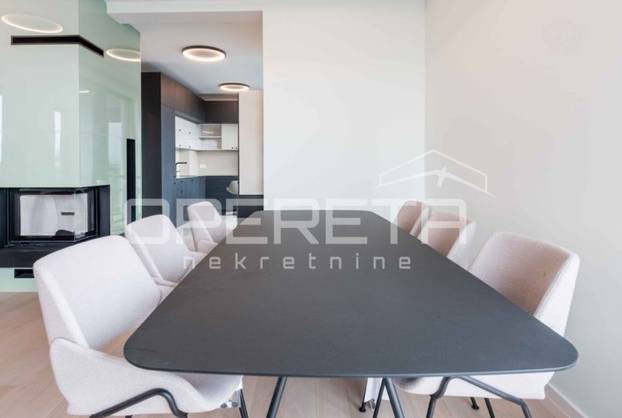 FOTO Stan u srcu Varaždina ima bazen, jacuzzi i saunu! Cijena će mnoge iznenaditi...