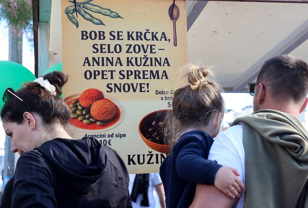 Kaštel Kambelovac: Održana tradicionalna Fešta o boba