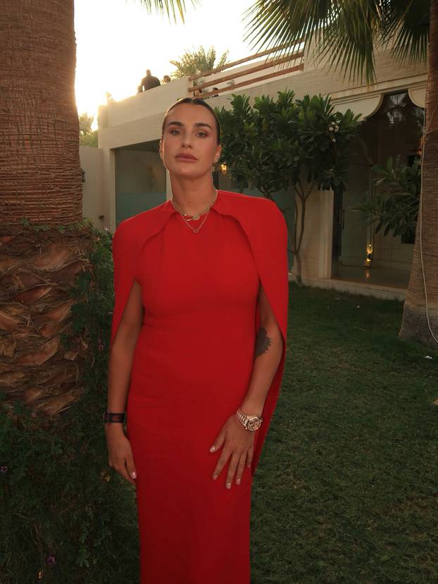 FOTO Gem, set, meč i - tangice! Najbolja tenisačica svijeta mami poglede u oskudnim izdanjima