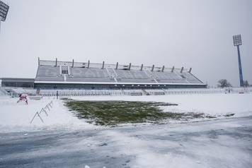 Osijek: Zbog snijega odgoÄena je utakmica 18 kola HT PRve lige izmeÄu Osijeka i Intera