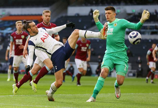 Premier League - Tottenham Hotspur v Burnley