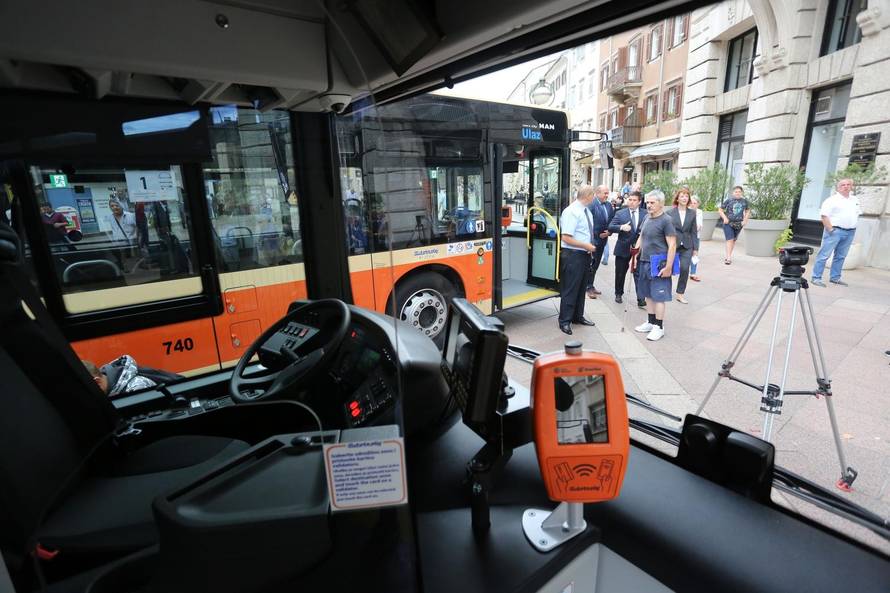 Rijeka: Autotrolej predstavo nove autobuse