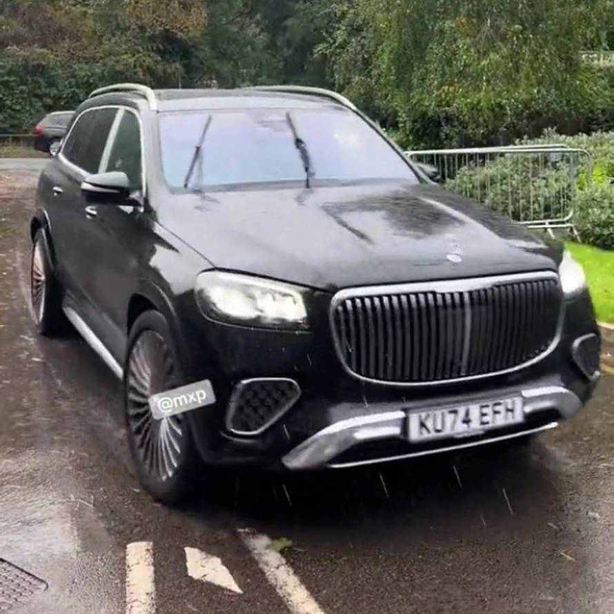 VIDEO Joško Gvardiol vozi auto star 25 godina: 'Kakav lik... A mogao bi imati koji god poželi'