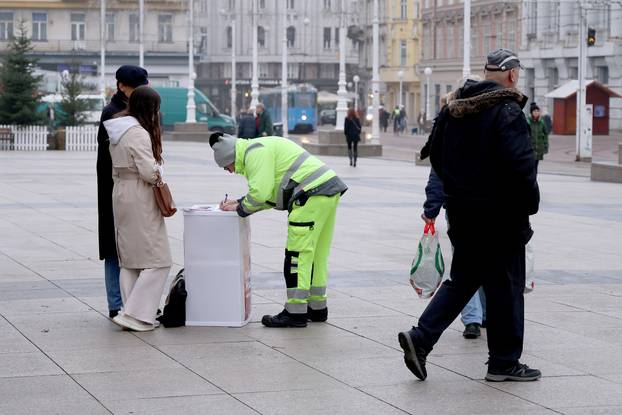 Zagreb: Počelo prikupljanje potpisa za predsjedničke izbore
