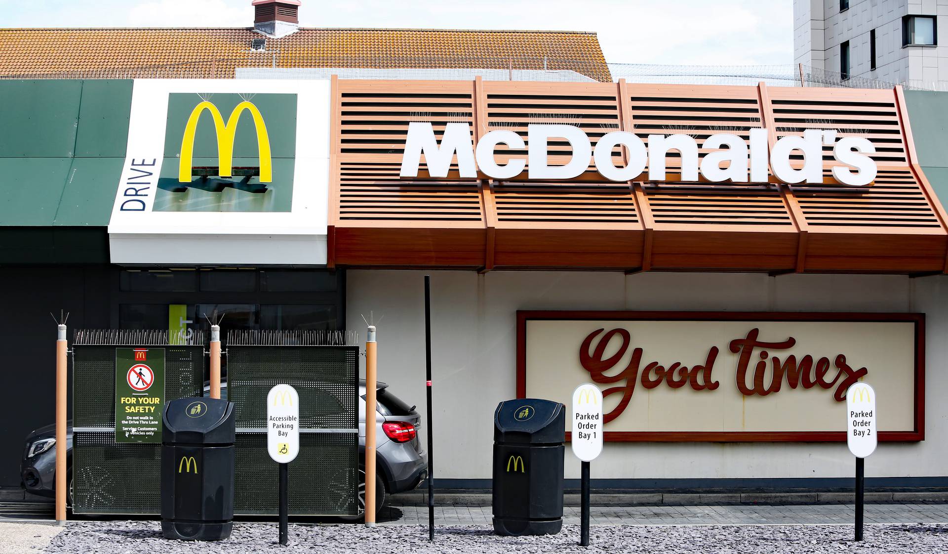 Znate li zašto je McDonald'sov logo žute i crvene boje, mnogi su se iznenadili kad su saznali