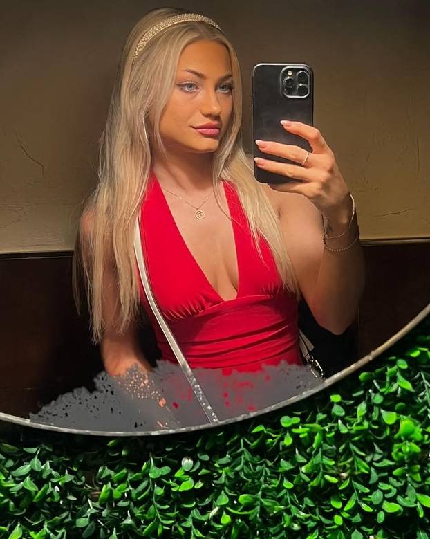 EXCLUSIVE: Female blue collar worker hits back at people who say she 'can't have pretty nails' – while fending off marriage offers from men who love her skills