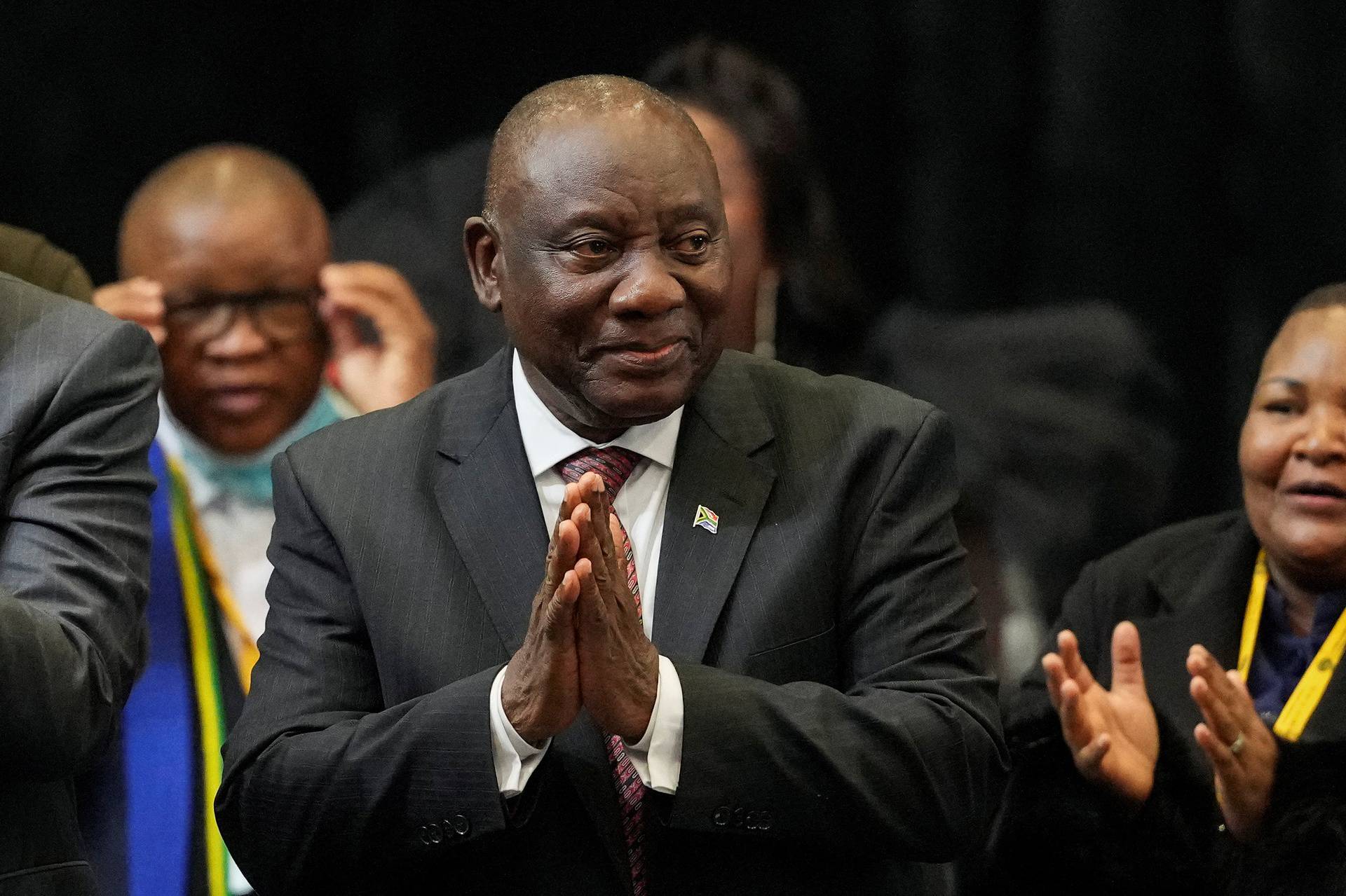 First sitting of parliament in Cape Town