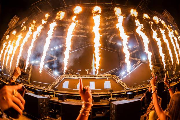 Split - Druga večer Ultra Europe Festivala, DJ Dom Dolla.