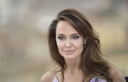 Jolie donirala više od šest mil. kuna za hranu djeci u Americi