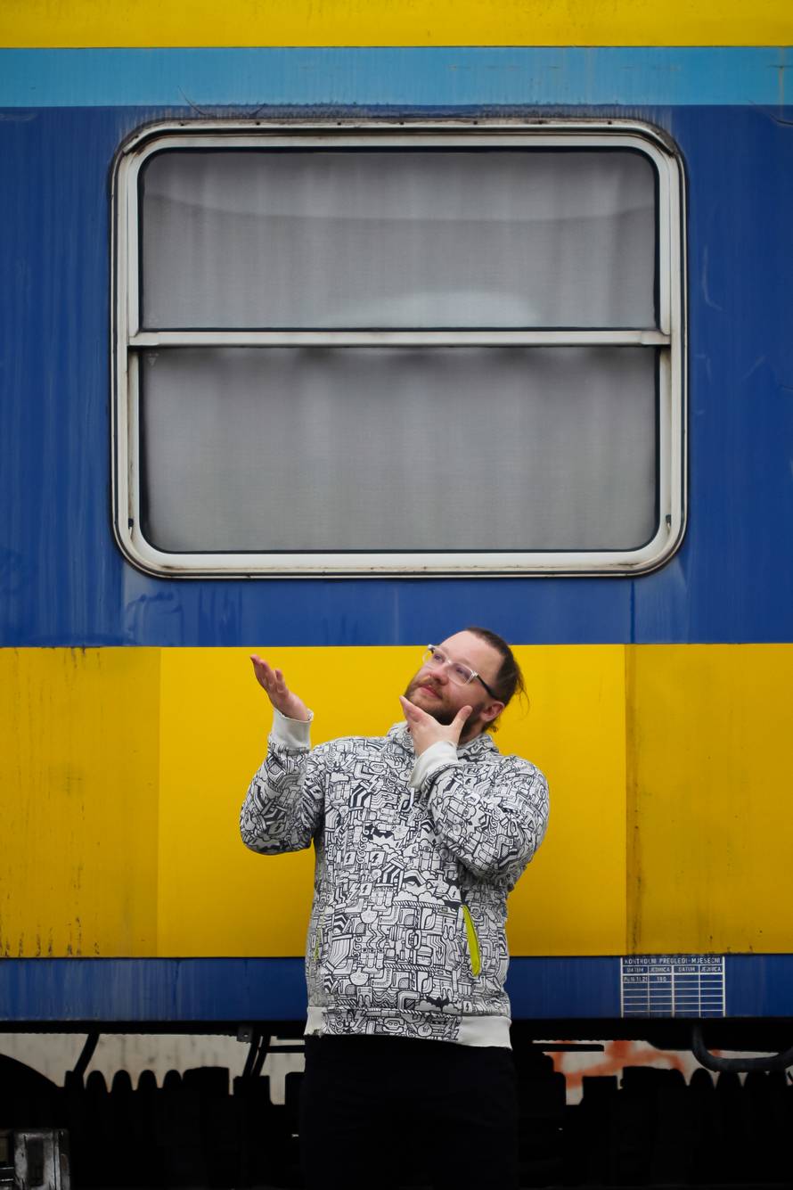 Fenksta o Dori: 'Nema smisla tražiti eurovizijsku formulu'