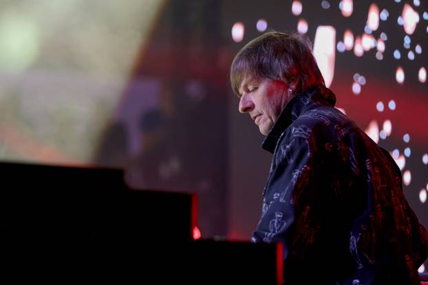 Zadar: Koncert Parnog Valjka u Arsenalu povodom Valentinova