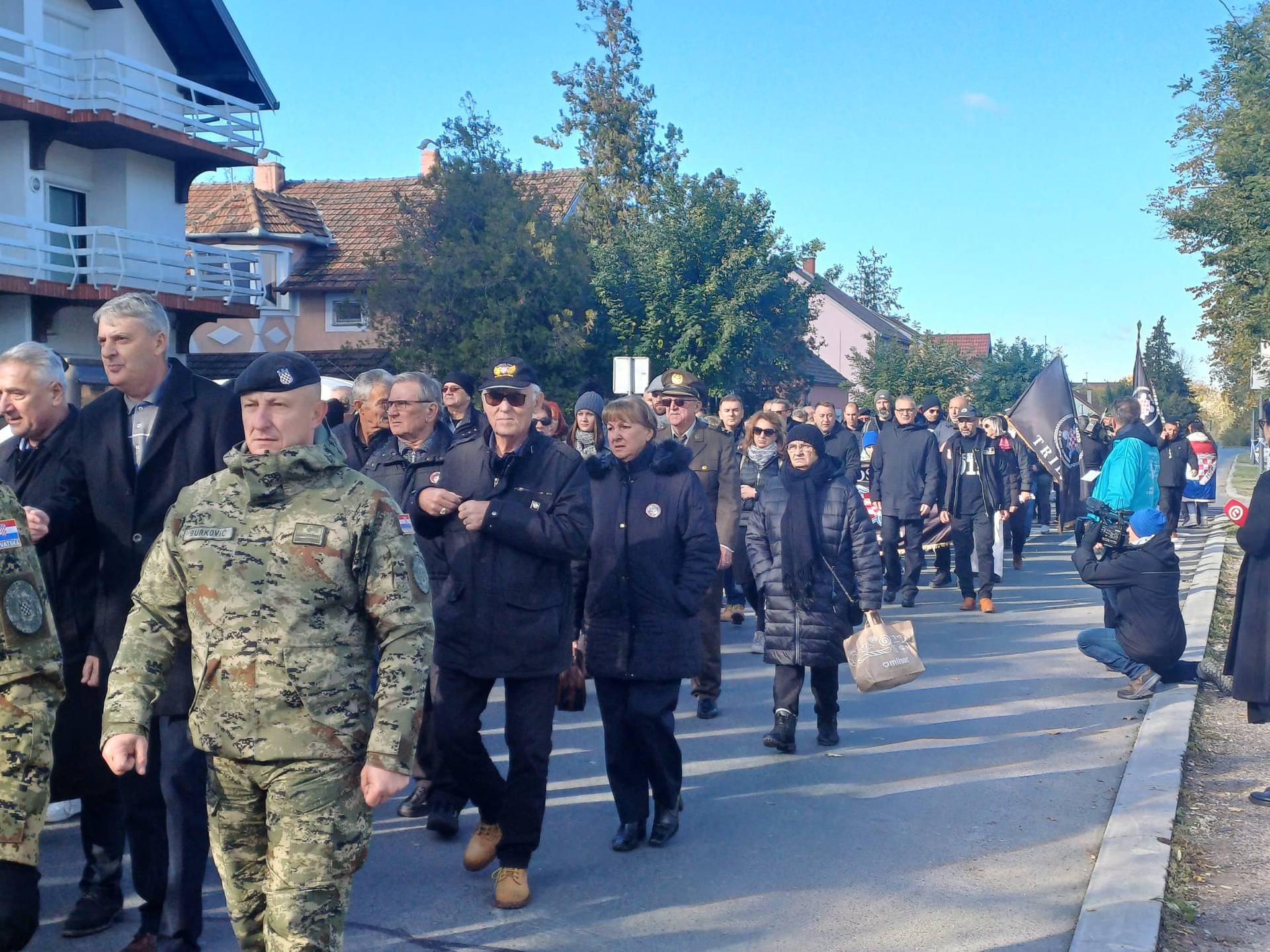 Najveća Kolona sjećanja: Kroz Vukovar je prošlo 150.000 ljudi