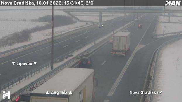 FOTO Pogledajte situaciju na autocestama: Snijeg još pada, stvara se poledica, ima i magle