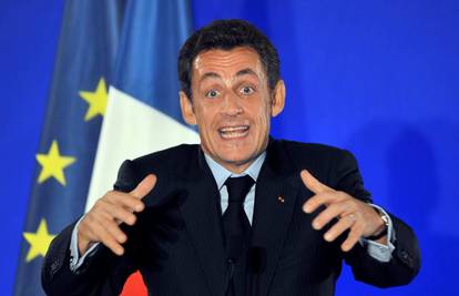 Sarkozy: Bombardirajte Libiju i zaustavite Moamera Gadafija