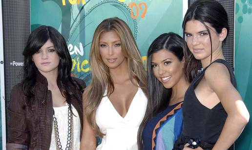 FOTO Sva lica Kardashianki: Operacije, ljubavni brodolomi, a tu je i jedna promjena spola