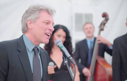 Video: Jon Bon Jovi nerado, ali ipak pristao pjevati na svadbi