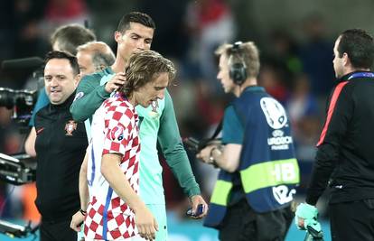 László Bölöni: Samo se Luka Modrić može približiti Iniesti