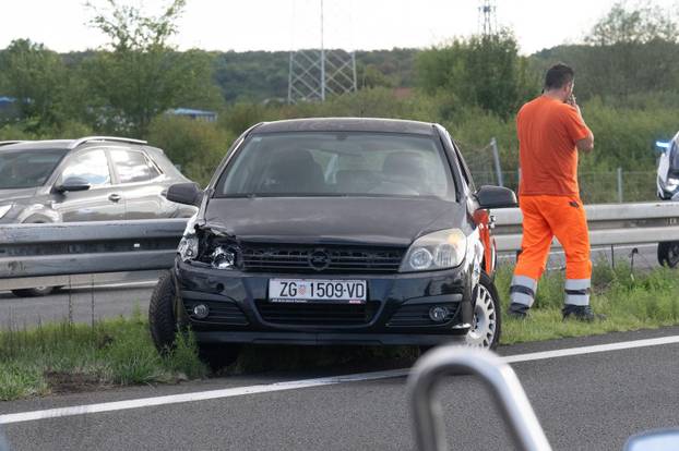 Sveti Ivan Zelina: Sudar automobila i motora na autocesti A4 u smjeru Zagreba