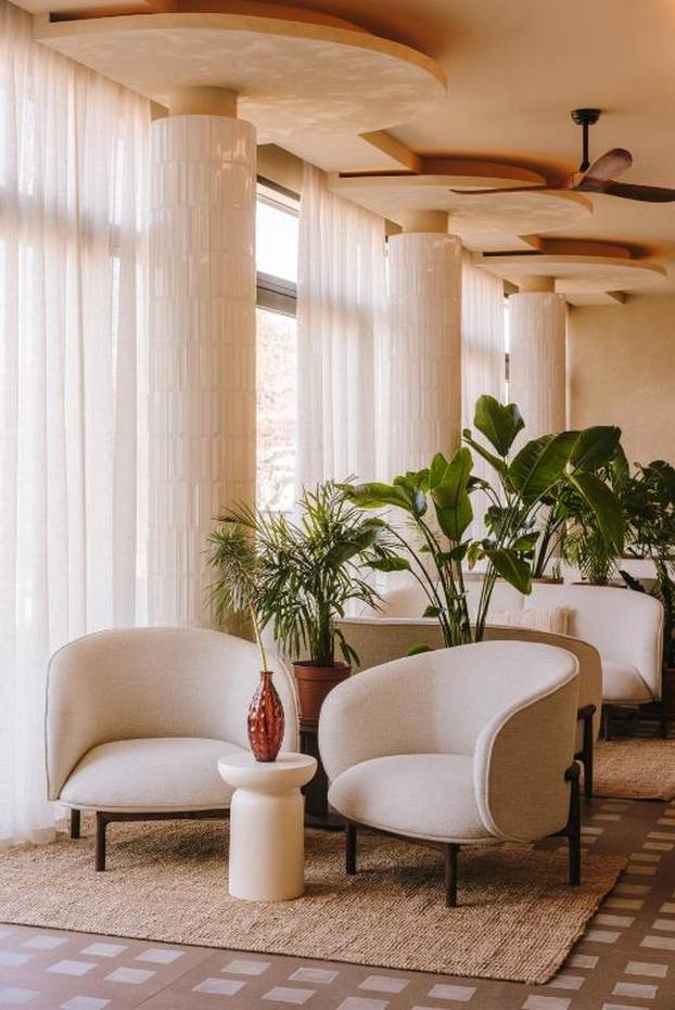 FOTO Suvremeni hotel u starom ribarskom mjestu na Ugljanu privlači ljubitelje mira i uživanja