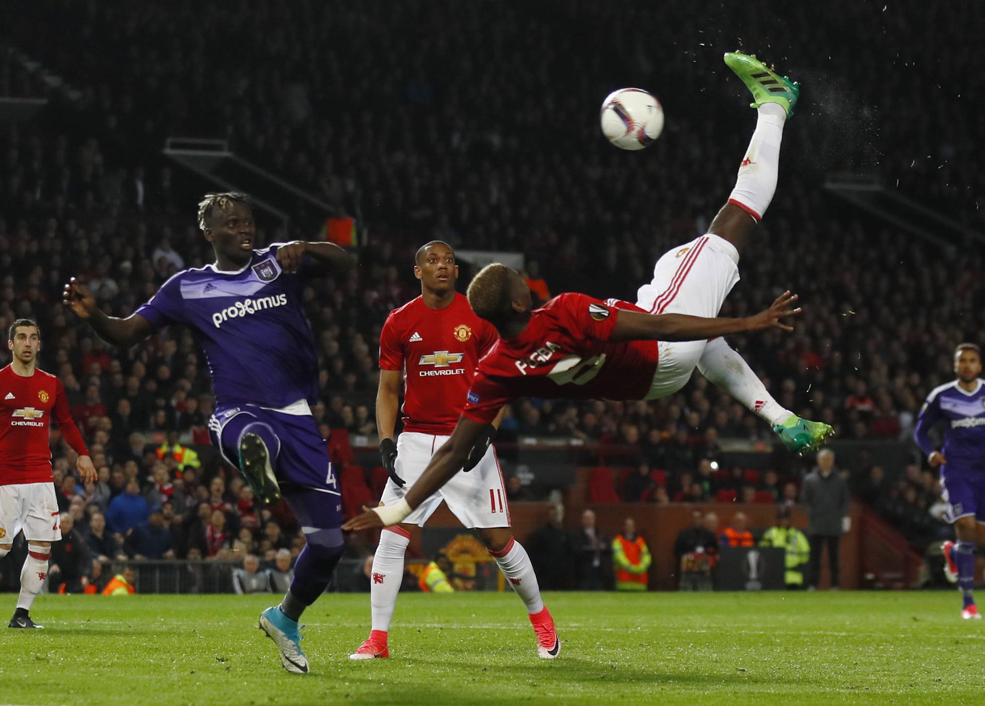 Manchester United's Paul Pogba attempts an overhead kick