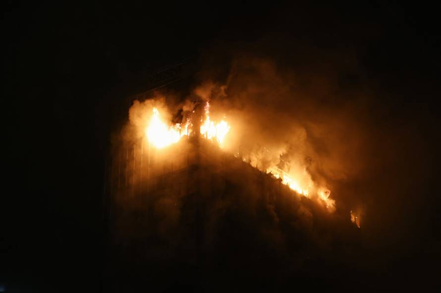 Zagreb: Pozar u Vjesnikovom neboderu