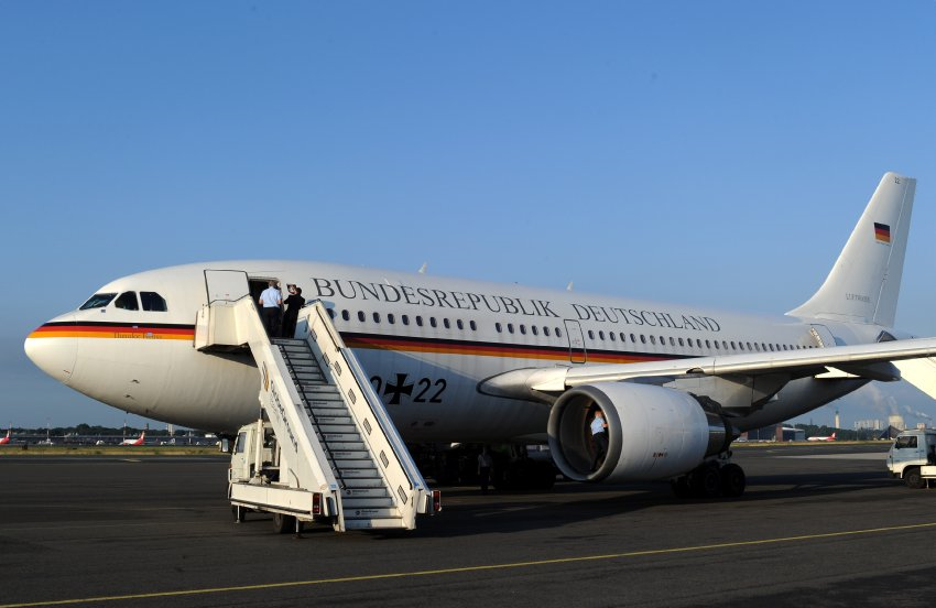 Ukleta letjelica: Opet kvar na zrakoplovu Angele Merkel