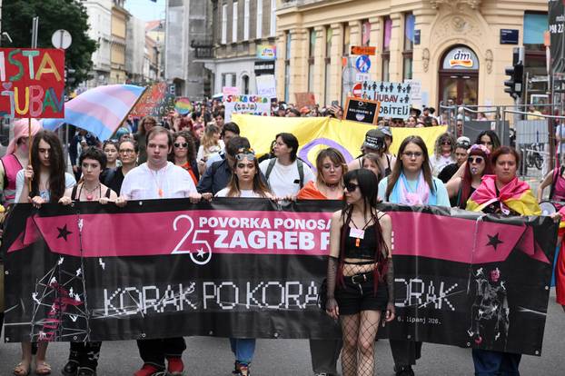 Zagreb: 25. Povorka ponosa LGBTIQ zajednice "Korak po korak, iskorak!"