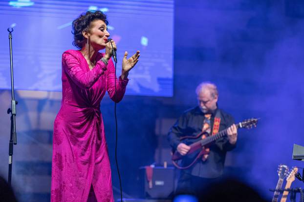 Koncert Doris Dragović u Osijeku