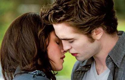 Vampiri bi htjeli u 'probni' brak, Pattinson seli u Los Angeles