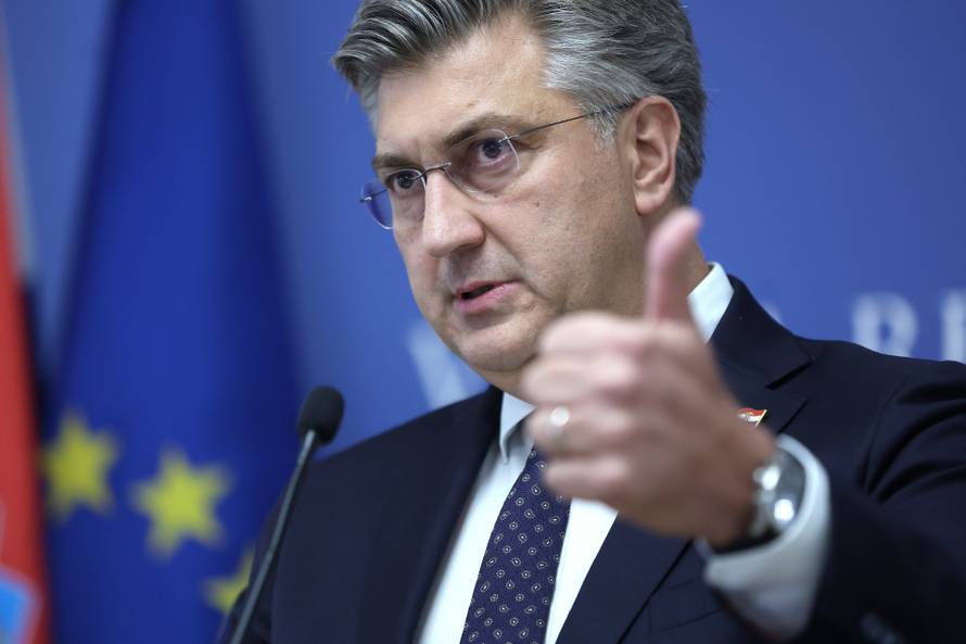 Zagreb: Izjava Andreja Plenkovića nakon sastanka parlamentarne većine