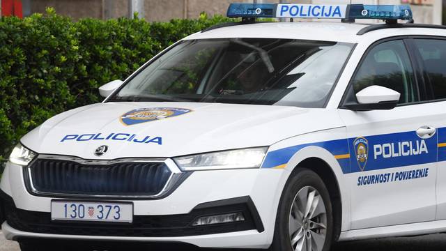 Čovjek razbijao po dućanu u Zagrebu, privela ga policija