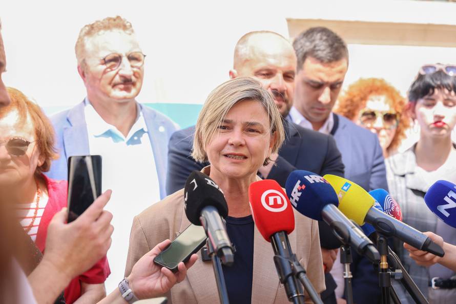 Split: Konferencija za medije povodom zajedničke kampanje SDP-a i Možemo! "Plenkovićeva inflacija"
