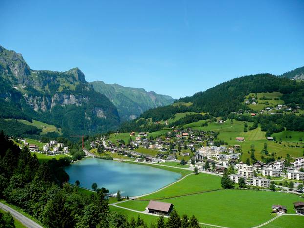 FOTO Top 10 najboljih zemalja za mirovinu, na listi se našao i jedan naš susjed