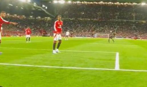 VIDEO Kafić u Los Angelesu ili Old Trafford? Prikazivali susret Uniteda kao na samom stadionu