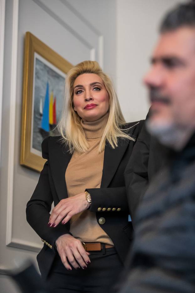 Fani Kerum voli skupe stvari, nosi remen od 600 eura i zlatni Rolex vrijedan više od 45.000 eura