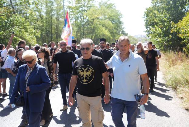 Beograd: Sprovod ratnog zločinca Ratka Mladića