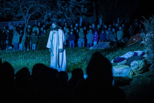 U Imotskom na Cvjetnicu uprizorena „Imotska Muka“, scenski prikaz Muke Gospodina našega Isusa Krista 