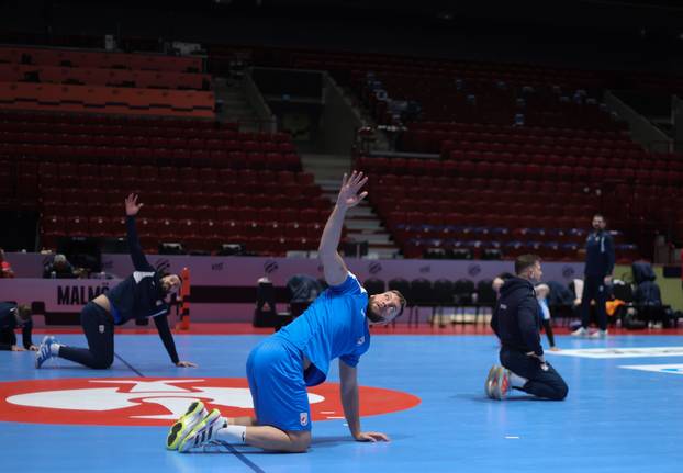 Malmo: Trening hrvatske reprezentacije uoči sutrašnje utakmice protiv Švicarske