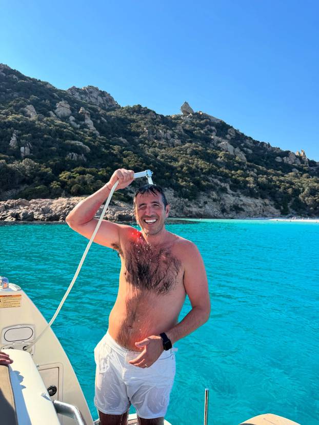 FOTO Ima svoj brend kupaćih, a kad vidite njezino savršeno tijelo, bit će vam sve jasno