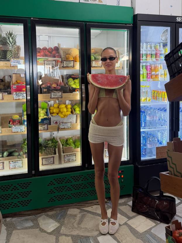 FOTO Instruktorica pilatesa je osvojila internet nakon što joj je nešto 'ispalo' na odmoru