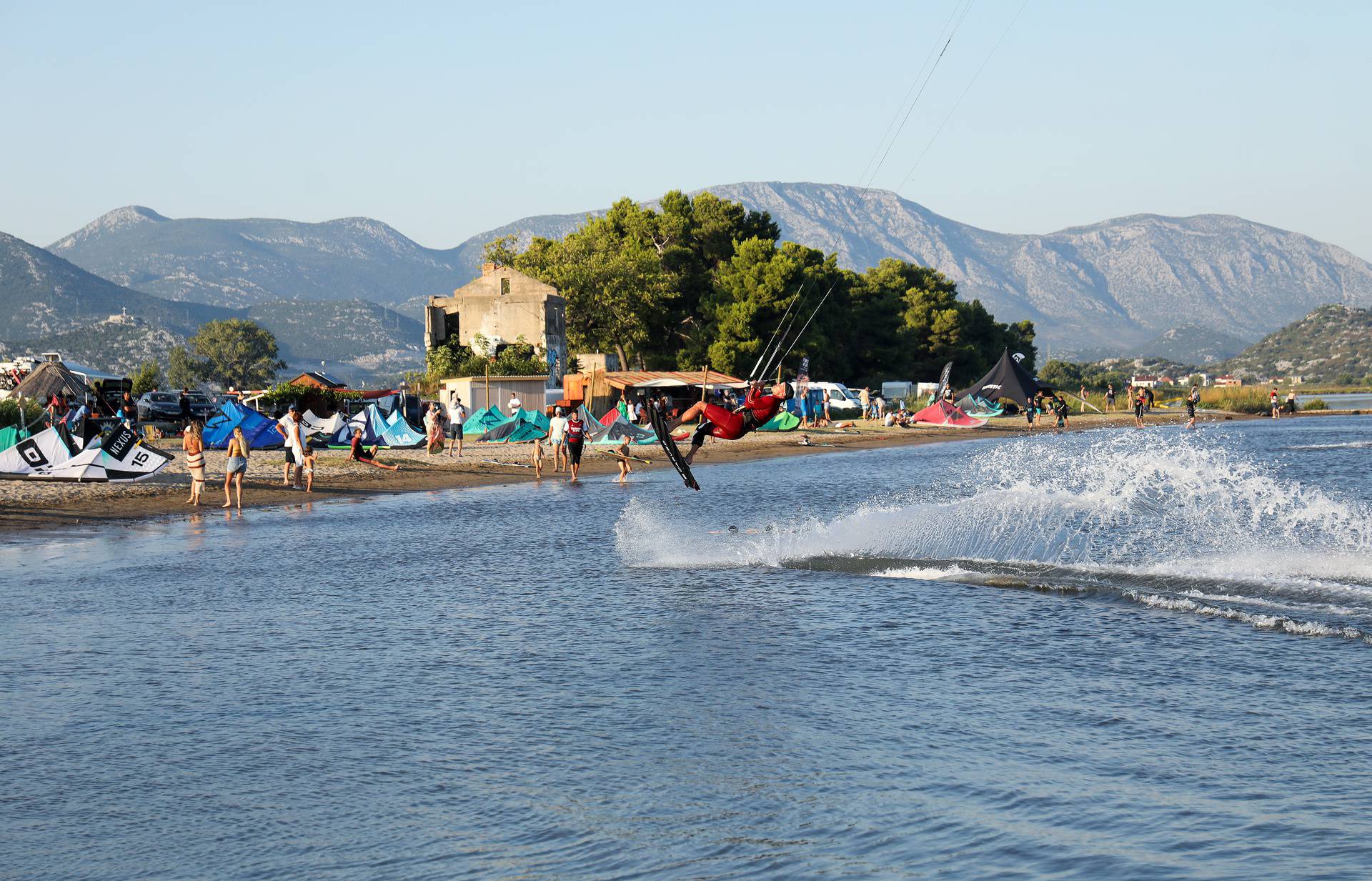 Ušće Neretve je postalo raj za kitesurfere i top destinacija, a za sve je zaslužan mladi Lovre