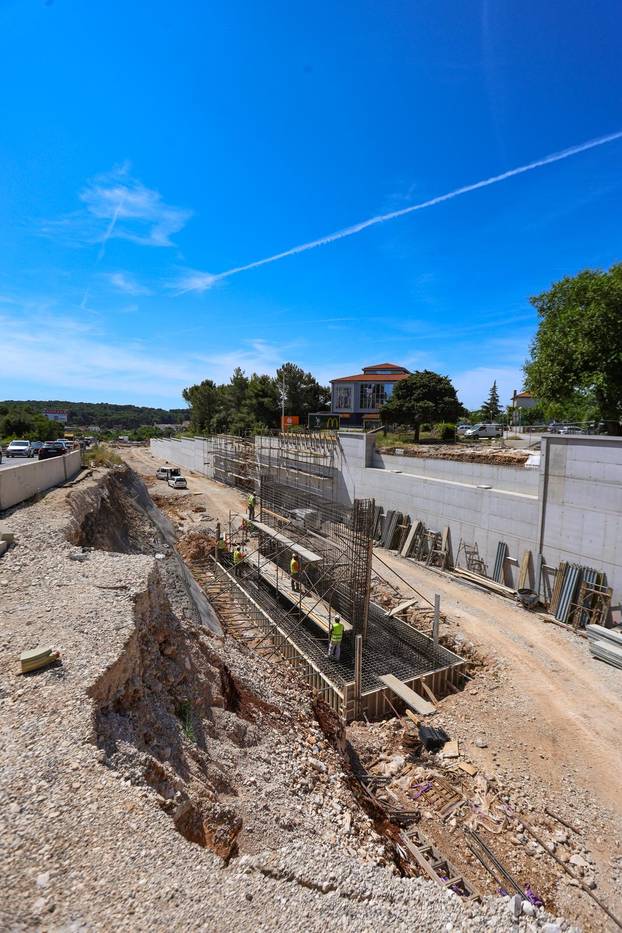 Pula: Radovi na Velom Vrhu