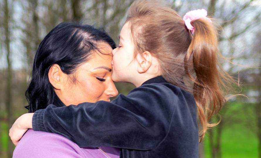 Žene procjenjuju muškarce po omjeru ramena i struka, dok oni na ženama vide samo bokove