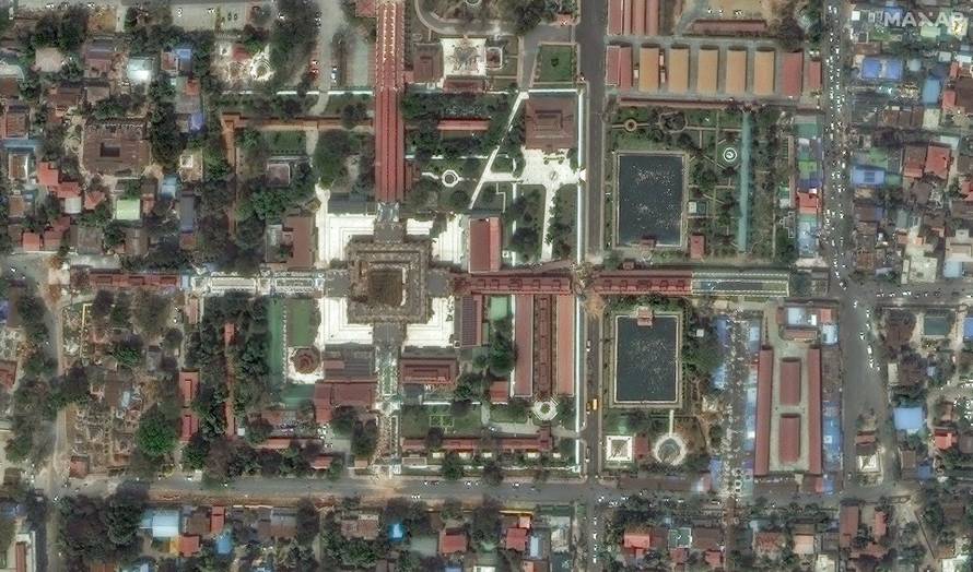 A satellite image shows the Mahamuni pagoda, following an earthquake, in Mandalay