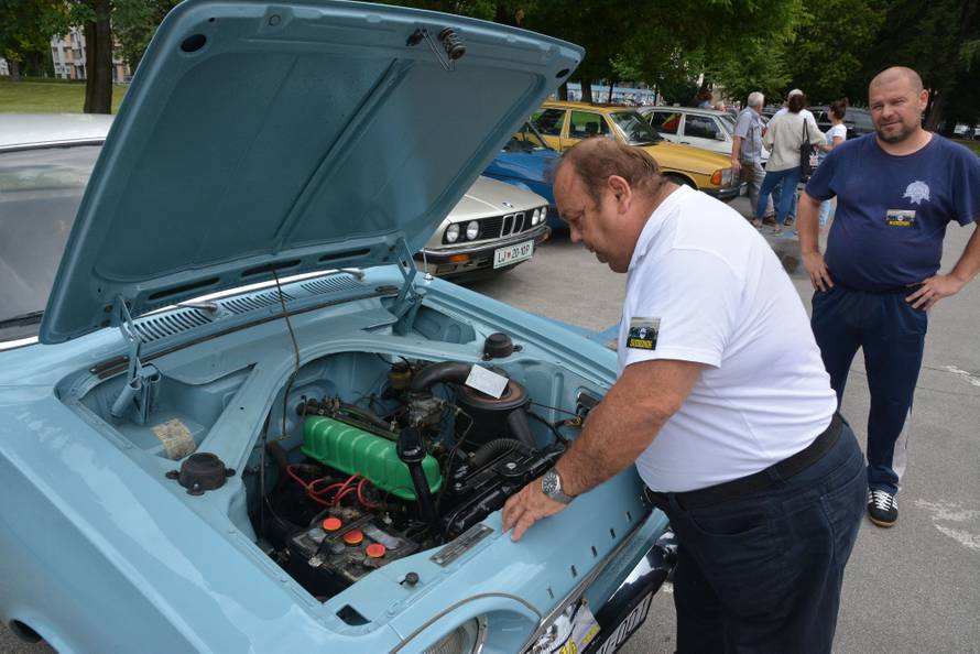 Ide u Njemačku: ‘Za prijatelja u Dortmundu obnovio sam Fiću’