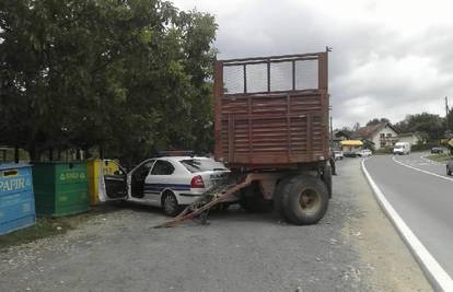 Policajac mjerio brzinu, pa mu vozilo udarila prikolica