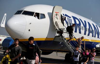 Ryanair ukida niz jesenskih letova, kasne Boeingovi avioni