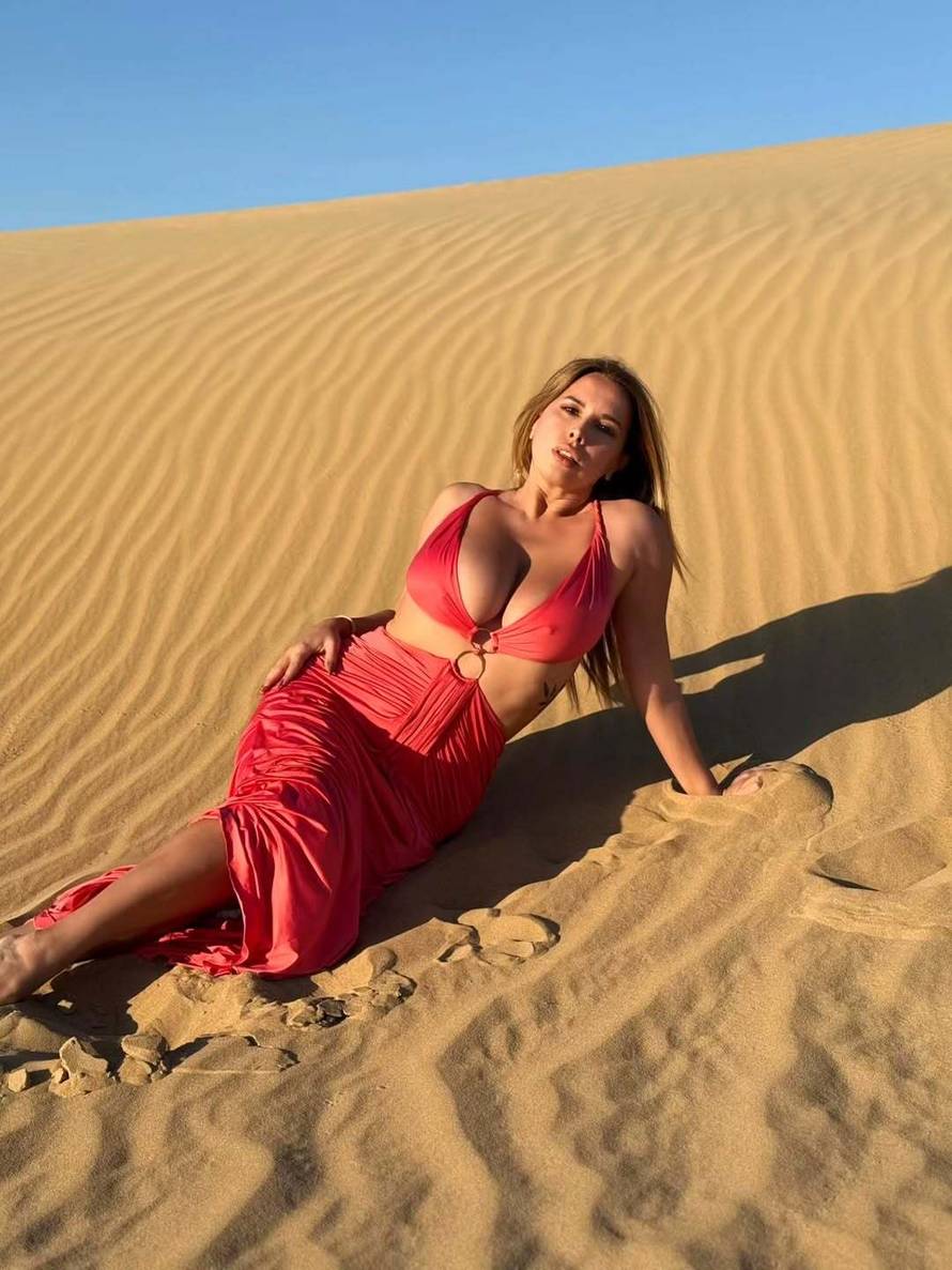 Nives Celzijus pokazala kakve joj poruke šalje Dino Drpić