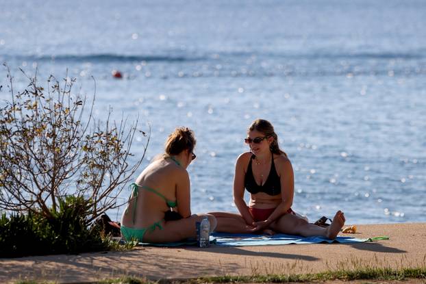 Zadar: Sunčanje i kupanje ugodno je i u listopadu