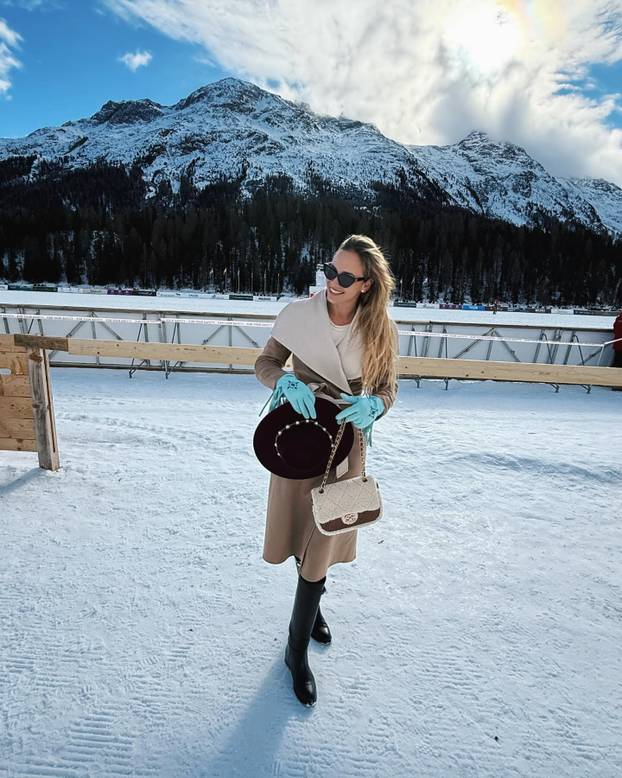 FOTO Nikad oskudnija Donna Vekić uživa na Maldivima!